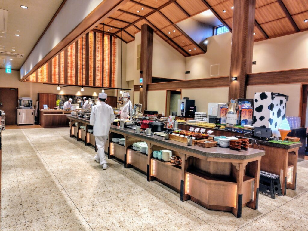 ホテル万惣の夕食会場「蔵祭」全体会場
