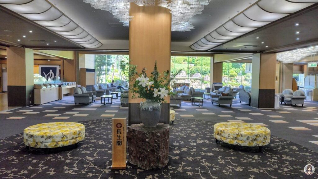 玉造温泉長生閣のロビー、広々としたロビーです