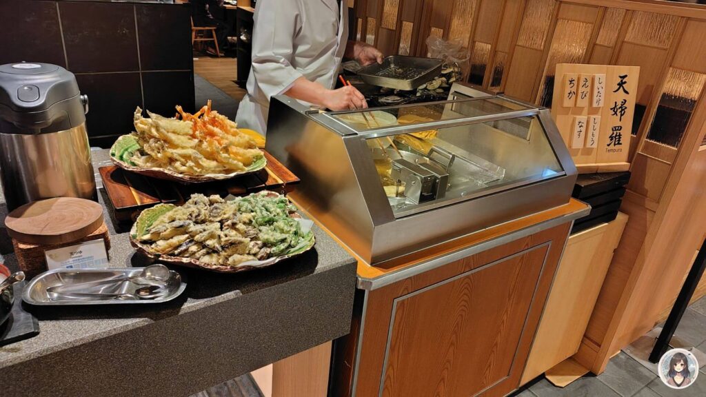 海と灯の夕食ビュッフェ、天ぷら、しいたけ、ししとう、えび、なす、ちか