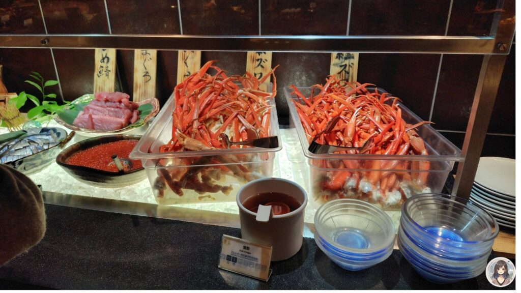 海と灯の夕食ビュッフェ、紅ズワイガニ、本ズワイガニ、しめ鯖、まぐろ、いくら