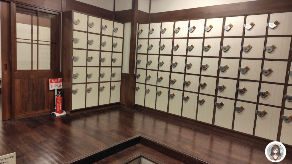 昭和乃湯　レトロな下駄箱