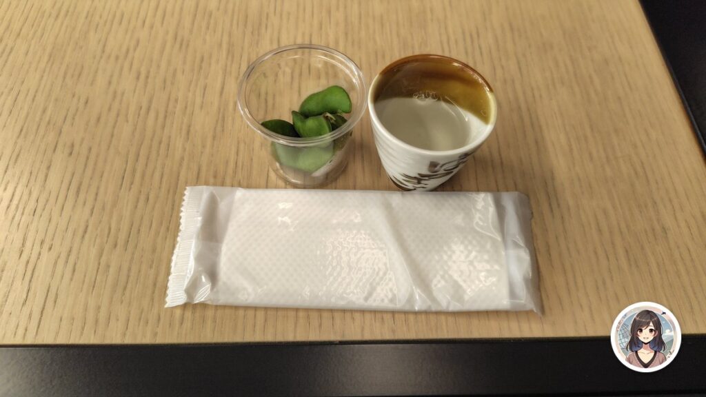 to pladsで無料の日本酒とだだちゃ豆をいただいた様子